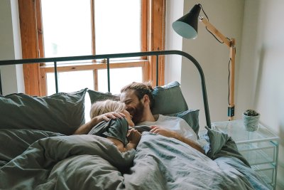 De beste manieren om 's ochtends fit wakker te worden